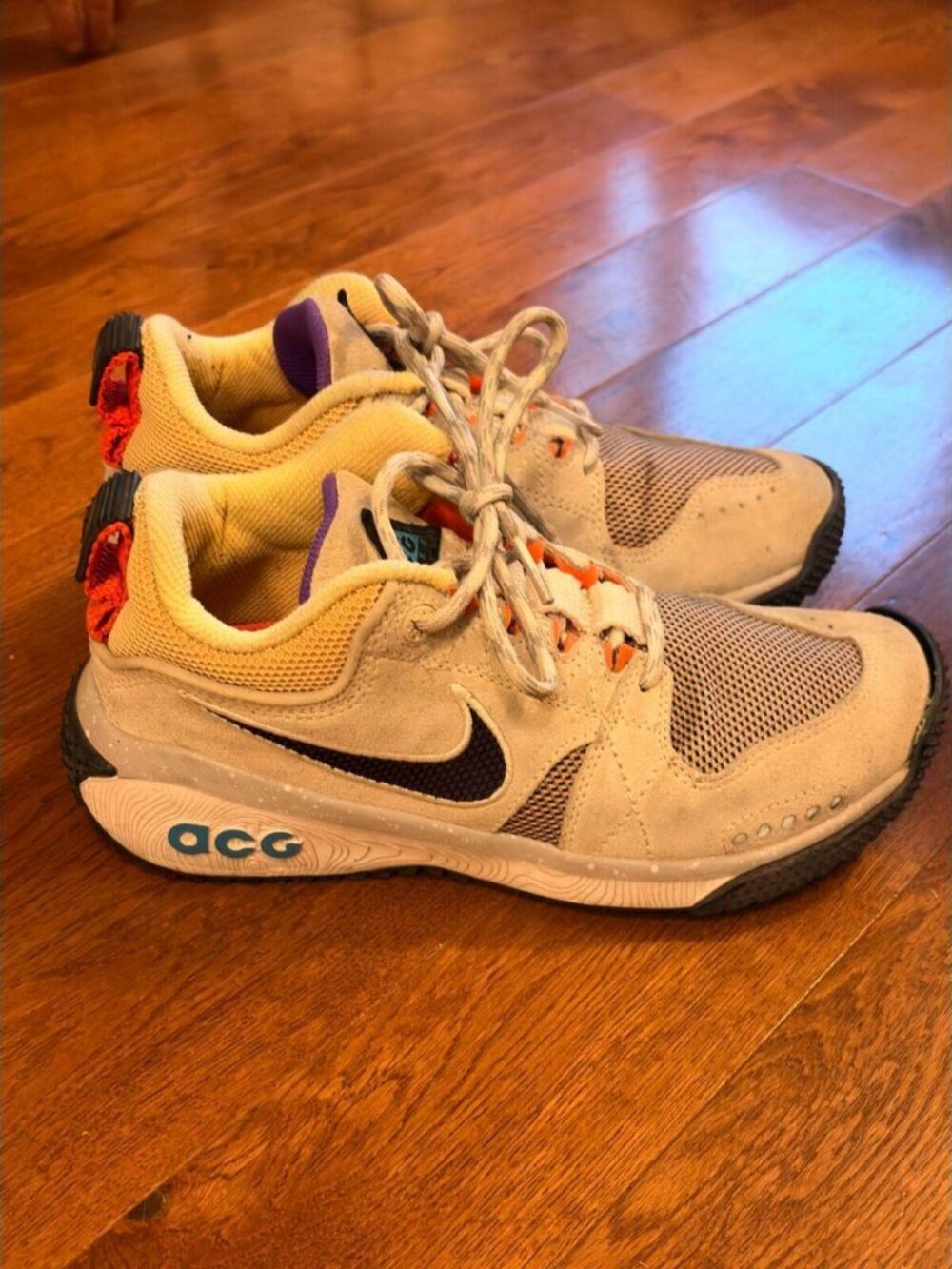 Nike ACG Dog Mountain Summit White Men's 5.5 / Women's 7